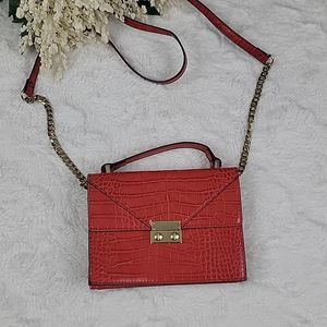 EXPRESS Red Small Purse with Gold Link Chain